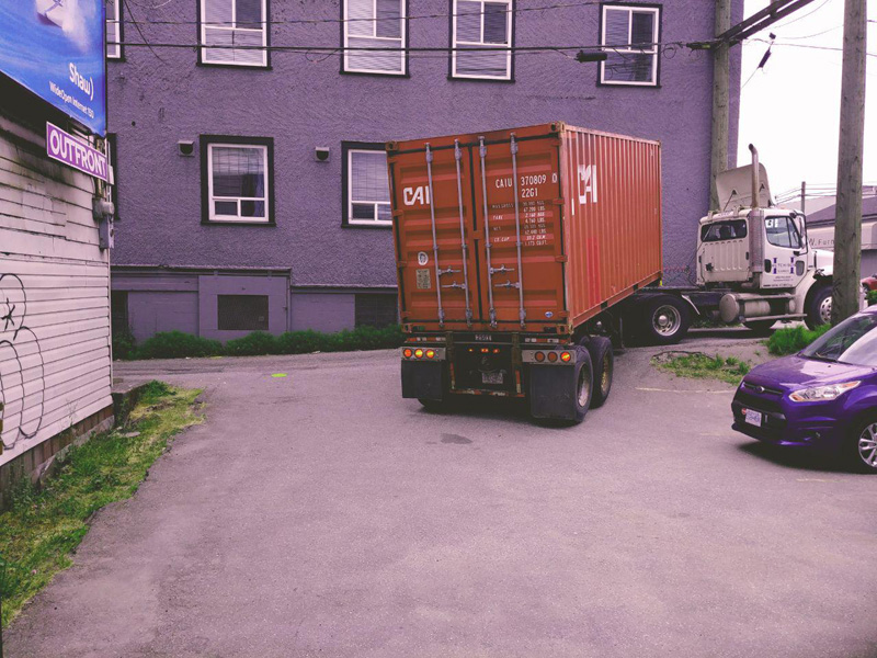 Always a challenge to fit th trucks in our back lot. We have to request very experienced drivers!